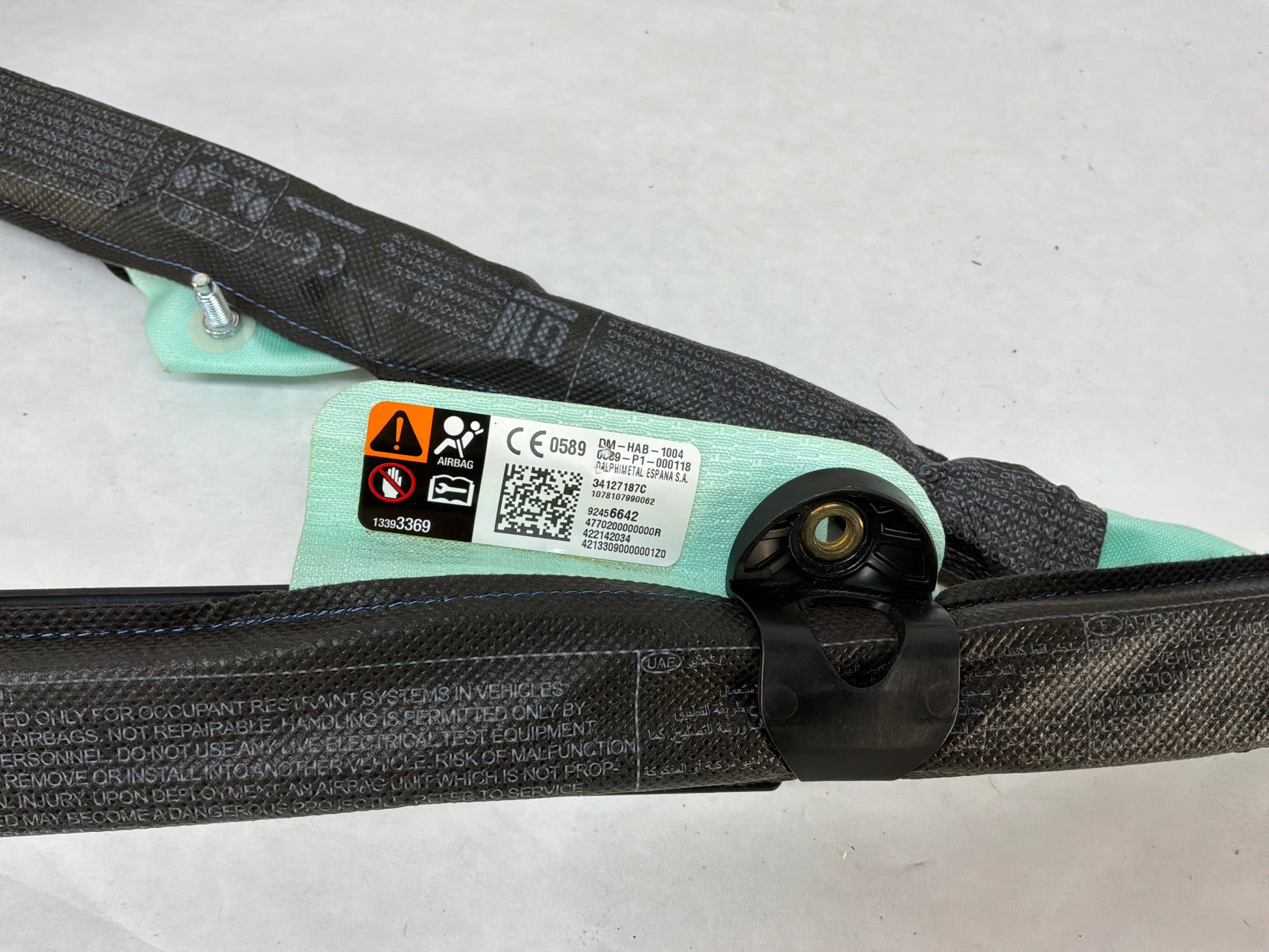 Curtain airbag - Day's Parts Yard