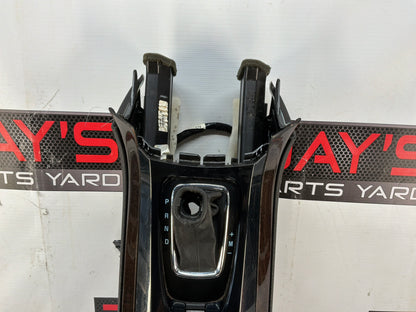 Center console - Day's Parts Yard