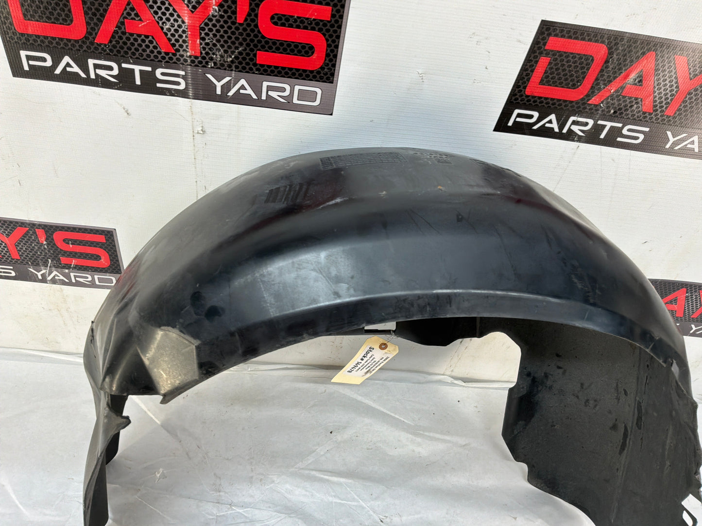 2008 Pontiac G8 GT RH Passenger Rear Fender Wheelhouse Well Liner OEM