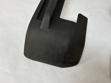 Rh seat track trim - Day's Parts Yard