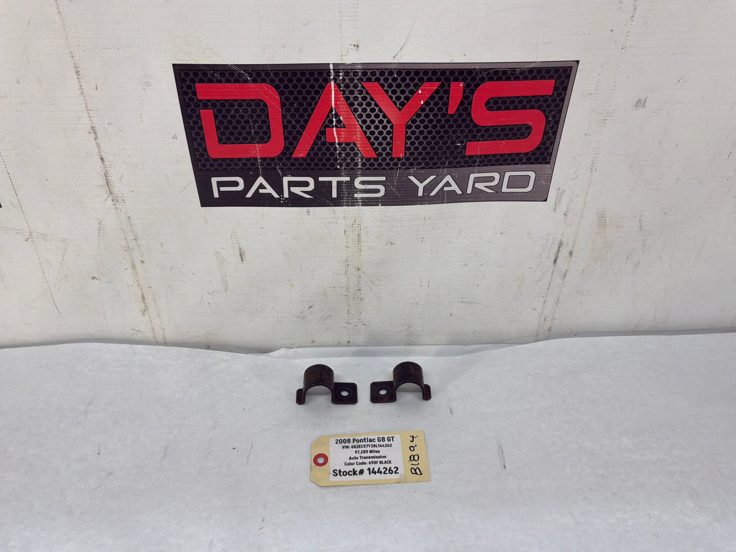 2008 Pontiac G8 GT Rear Suspension Stabilizer Sway Bar Brackets Clamps OEM
