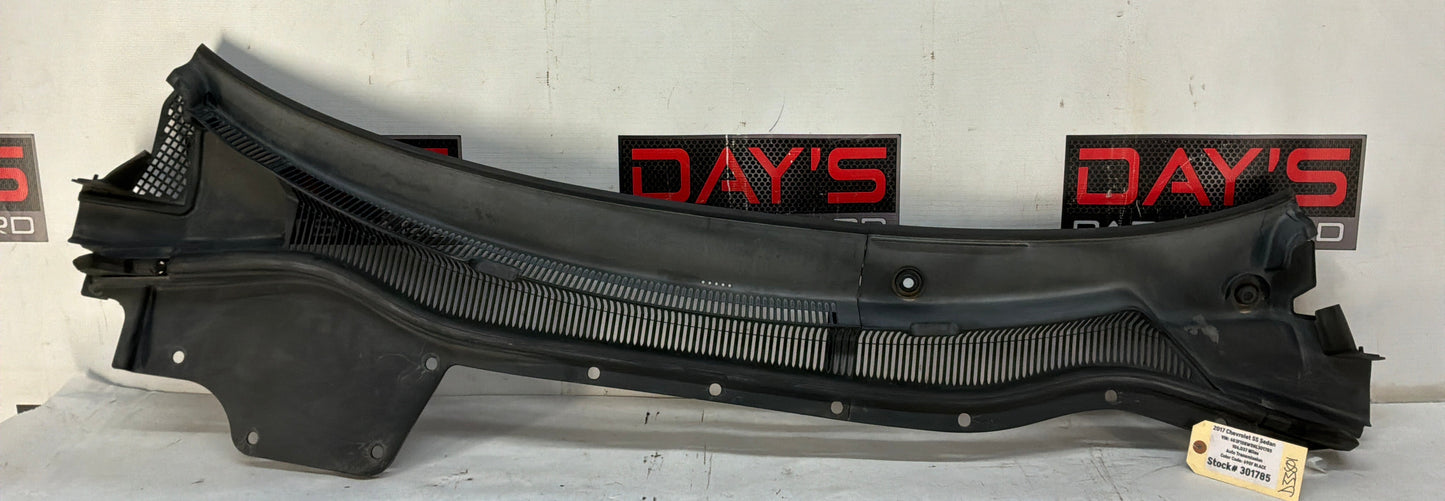Cowl - Day's Parts Yard