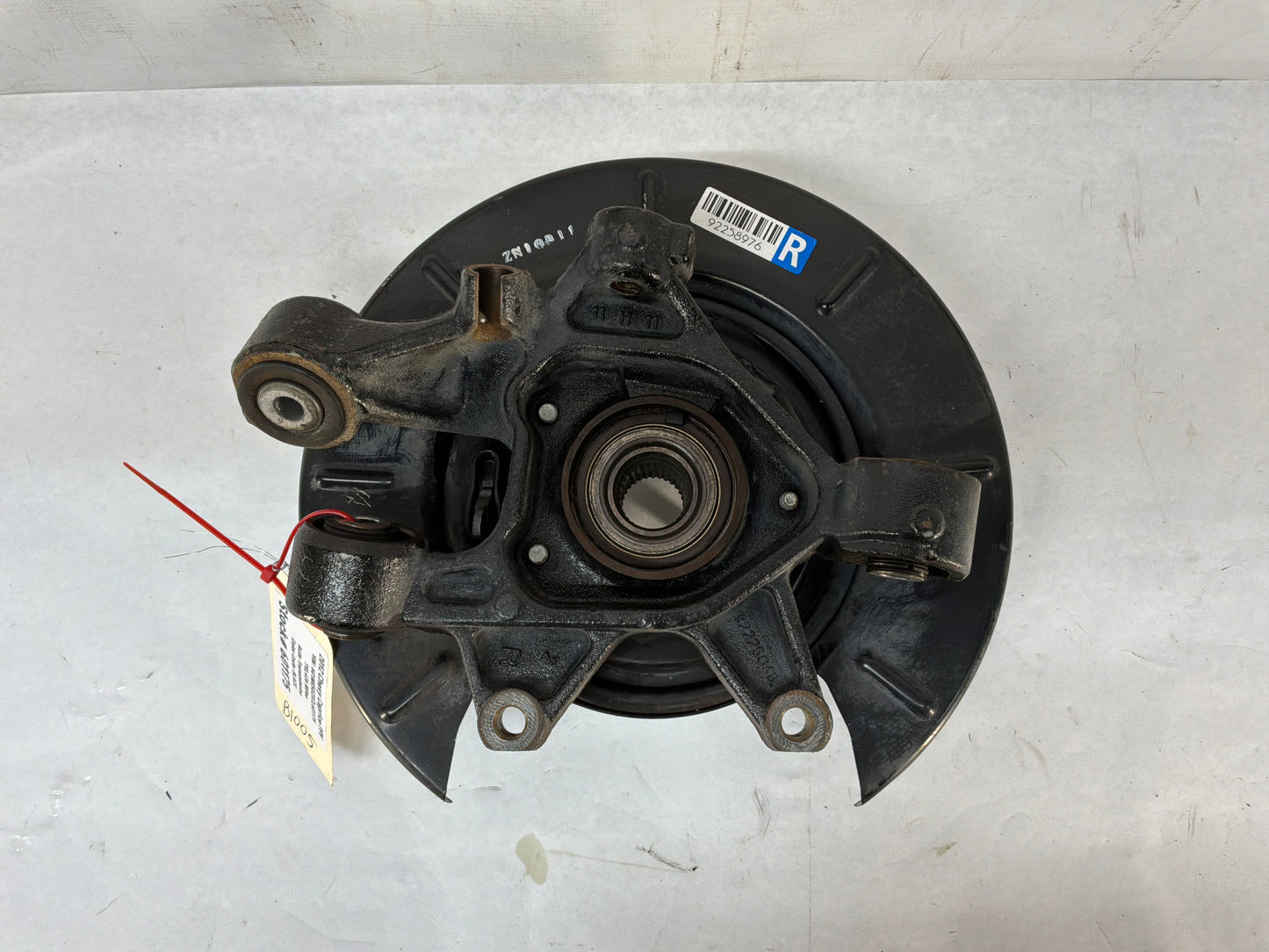 2012 Chevy Caprice PPV RH Passenger Rear Suspension Spindle Hub Knuckle Wheel Bearing OEM - Day's Parts Yard
