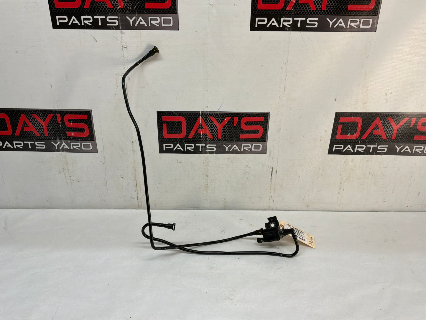 2009 Pontiac G8 GT Intake Manifold EVAP Purge Solenoid Valve Lines Tubes Hoses Lines OEM - Day's Parts Yard