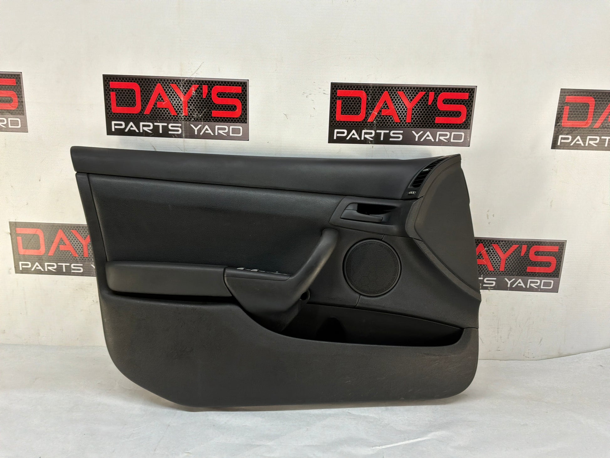 Front lh door panel - Day's Parts Yard