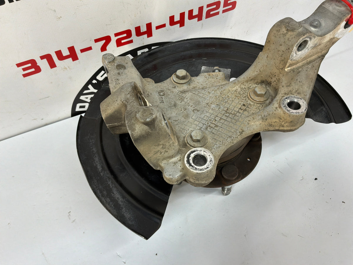 2014 Chevy SS Sedan RH Passenger Front Suspension Spindle Knuckle Hub Assembly OEM