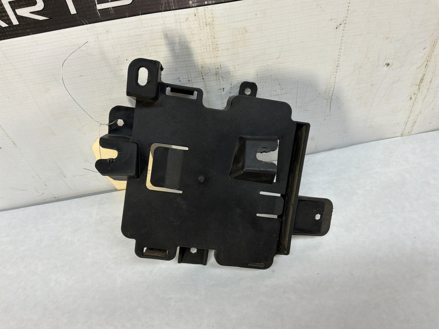 Bracket - Day's Parts Yard