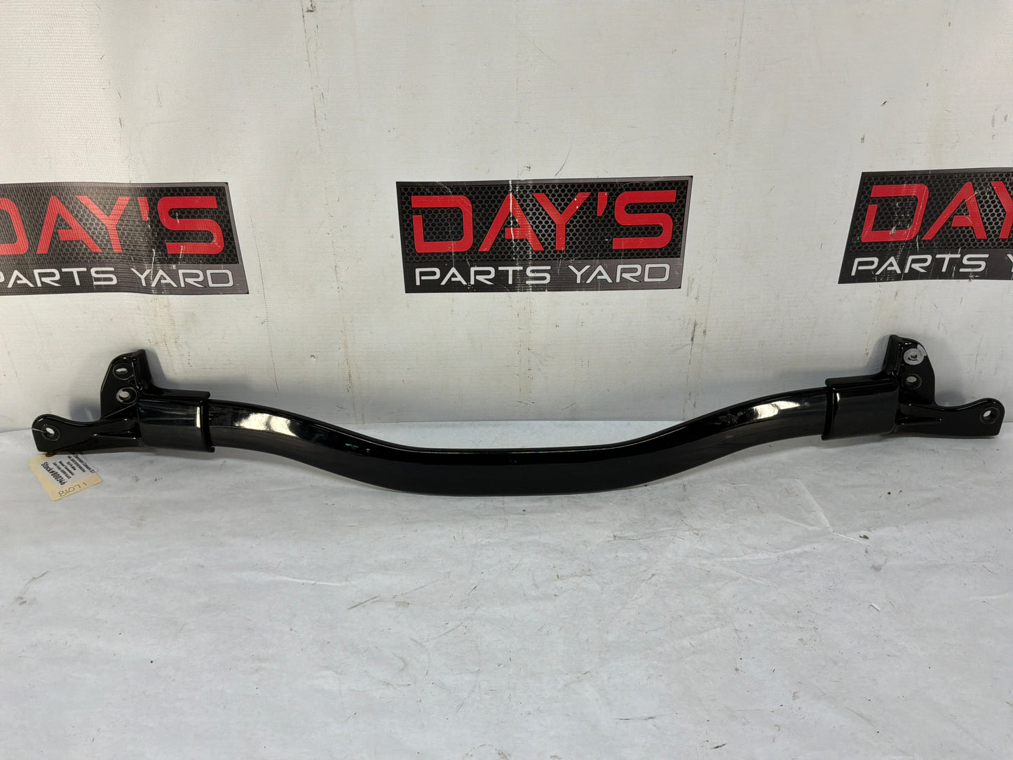 2014 Chevy Camaro ZL1 Front Suspension Strut Tower Bracket Brace Bar OEM