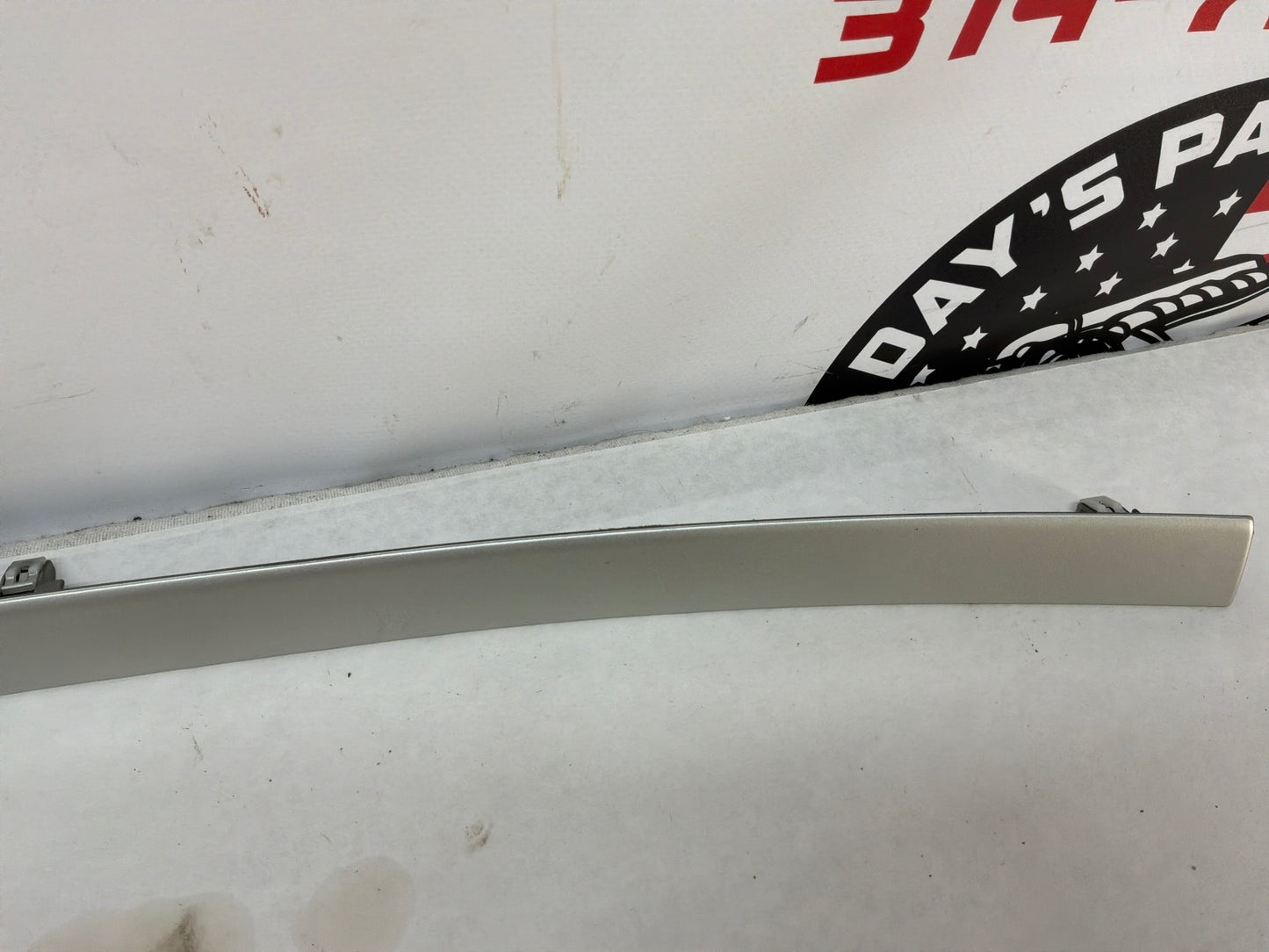 2008 Pontiac G8 Base LH & RH Silver Dash Trim Accent Applique Panel OEM