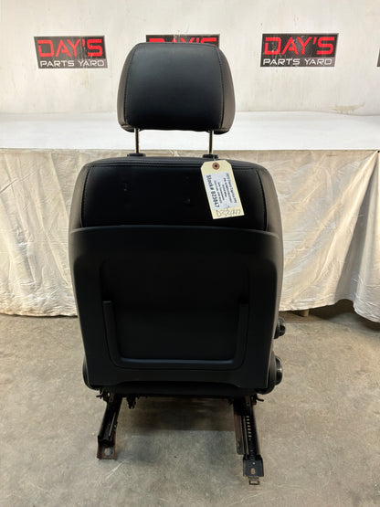 Front Seats - Day's Parts Yard