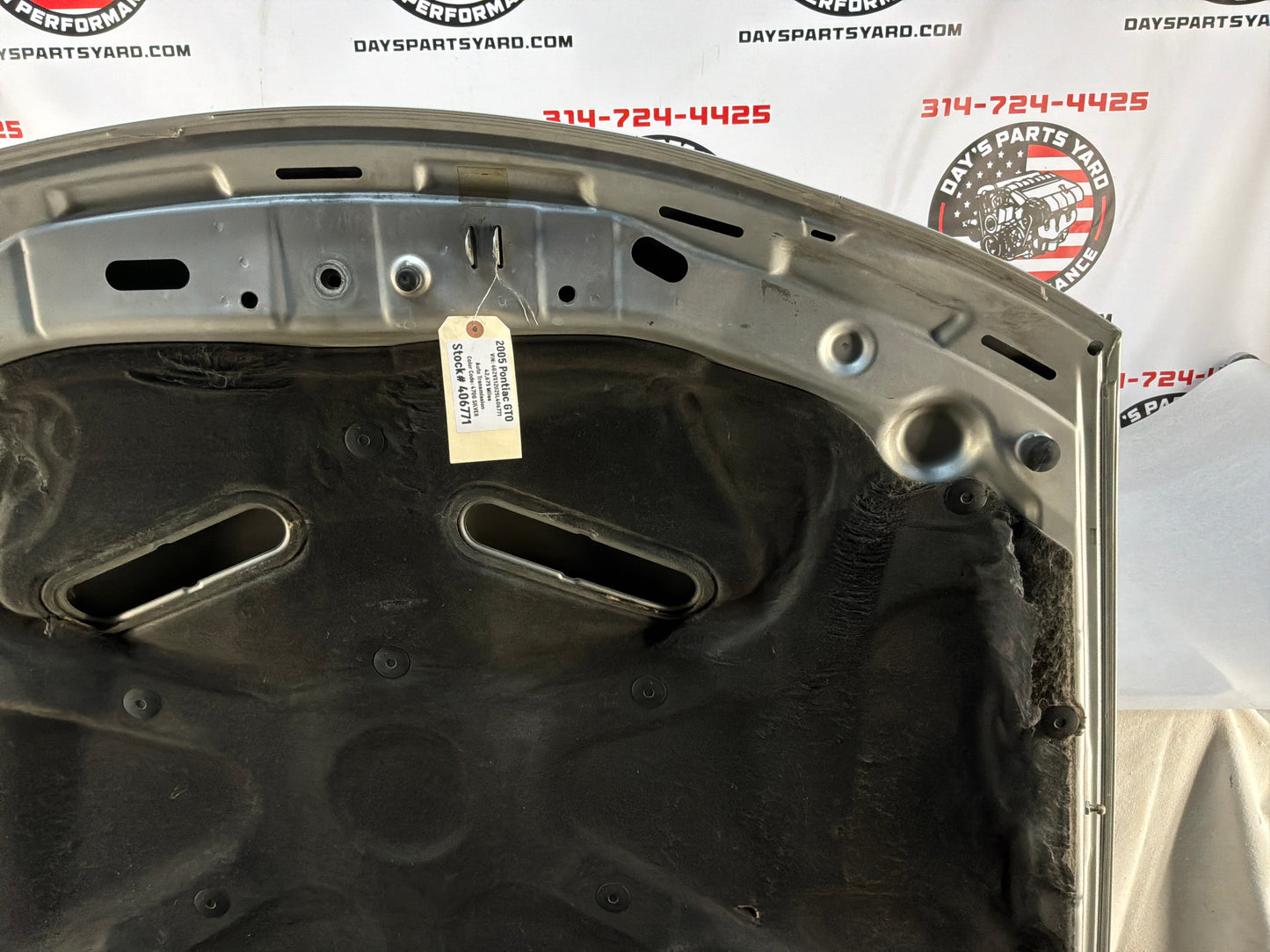 2005 Pontiac GTO Hood OEM Silver
