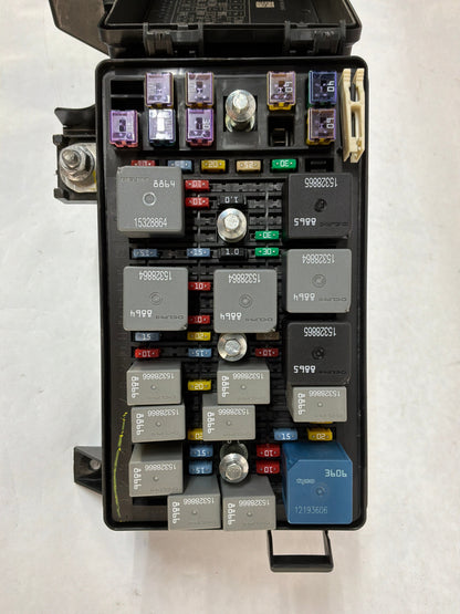 2007 C6 Corvette Convertible Under Hood Fuse Relay Wire Harness Junction Box Block OEM