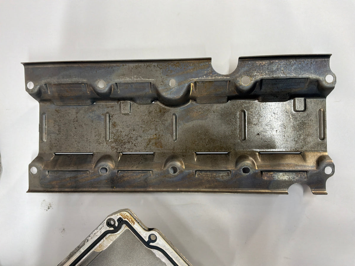 2002 Chevy C5 Corvette Aluminum Batwing Oil Pan w/ Windage Tray & Pick Up Tube OEM