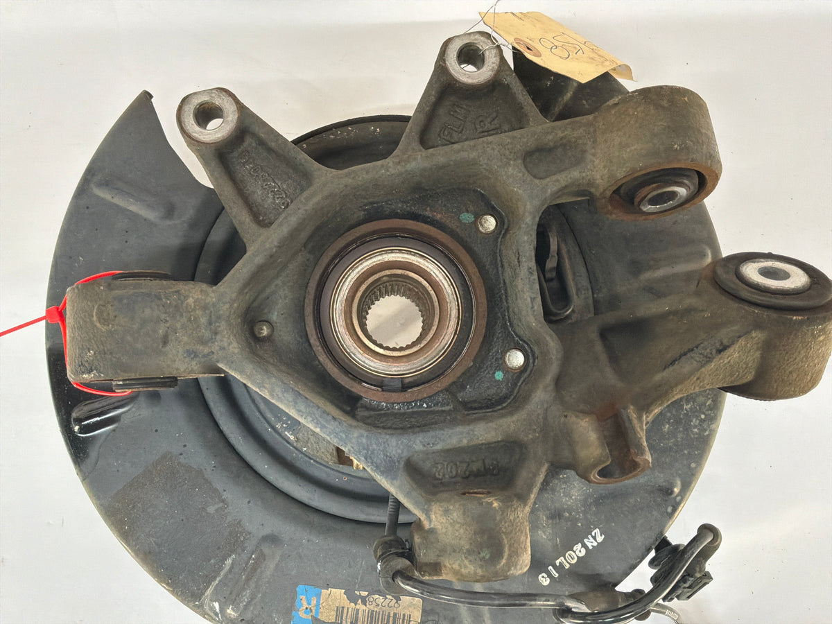 2014 Chevy Caprice PPV RH Passenger Rear Suspension Spindle Hub Knuckle Assembly OEM
