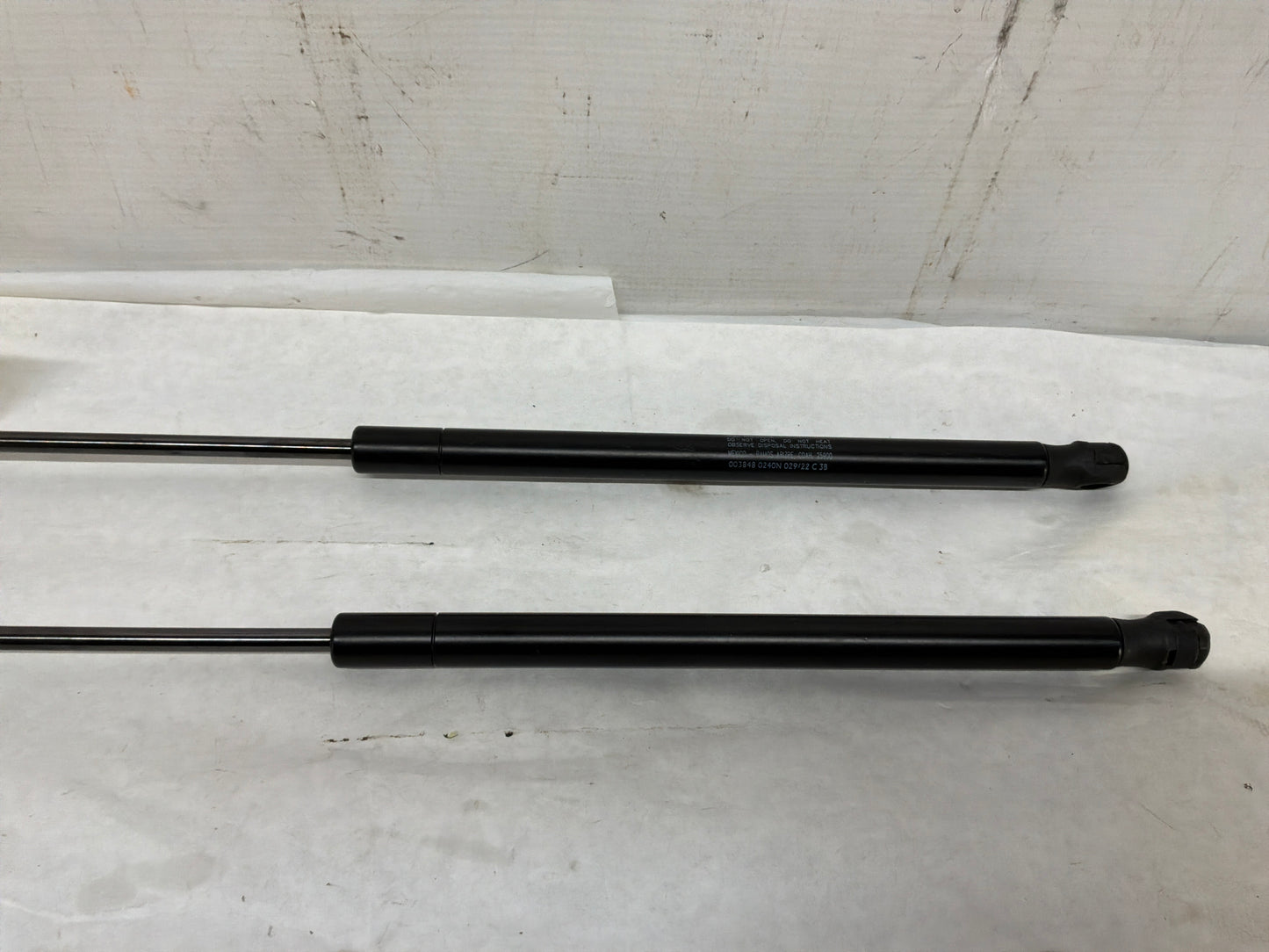 2006 Pontiac GTO Hood Gas Lift Support Struts Shocks OEM