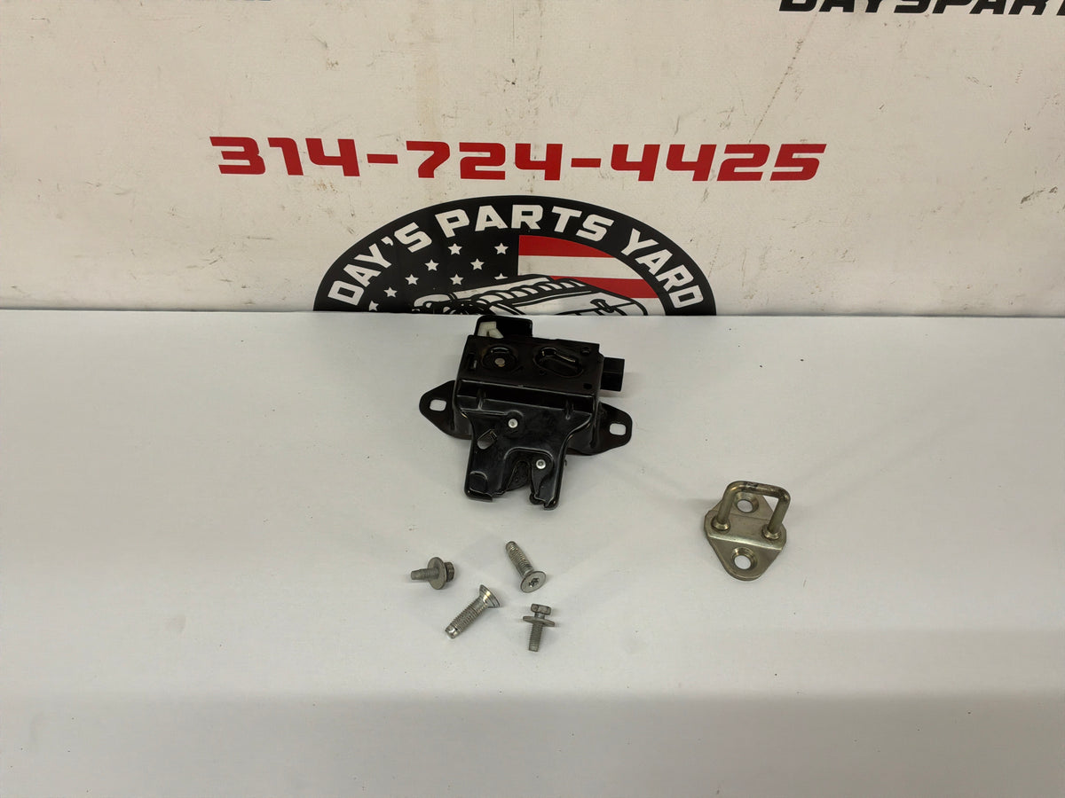 2009 Pontiac G8 GT Trunk Latch OEM - Day's Parts Yard
