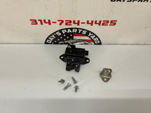 2009 Pontiac G8 GT Trunk Latch OEM - Day's Parts Yard