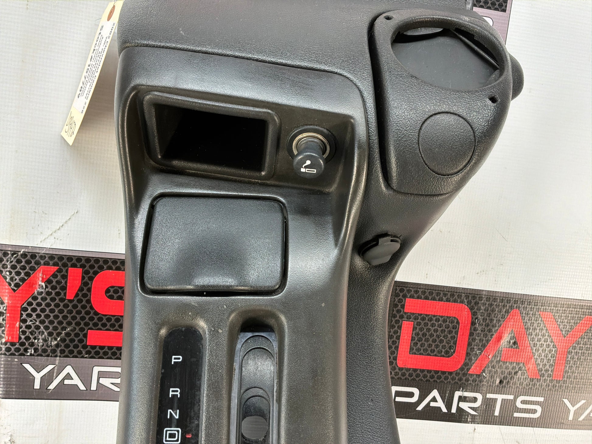 Center console - Day's Parts Yard