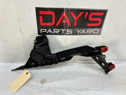 2013 Chevy Camaro ZL1 RH Passenger Rear Bumper Guide Bracket Support OEM