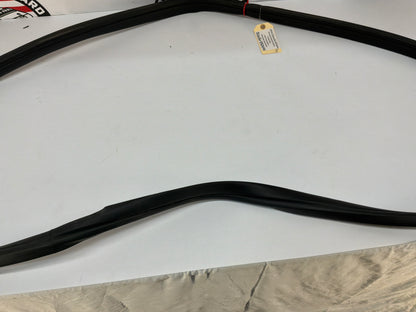 2014 Chevy SS Sedan RH Passenger Front Door Weather Strip Rubber Seal OEM