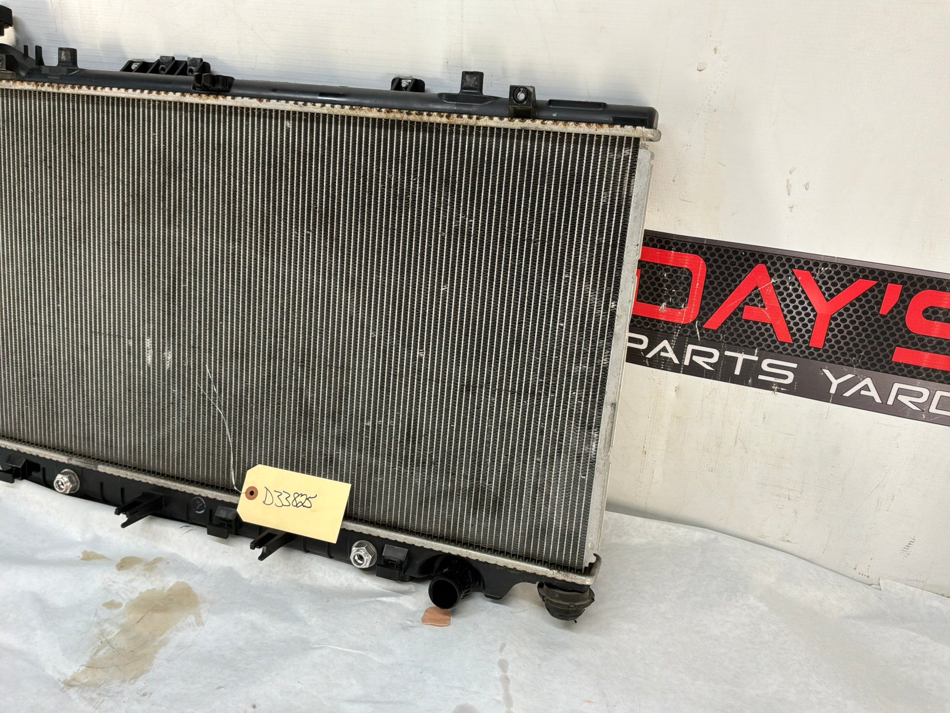 Radiator and cond - Day's Parts Yard