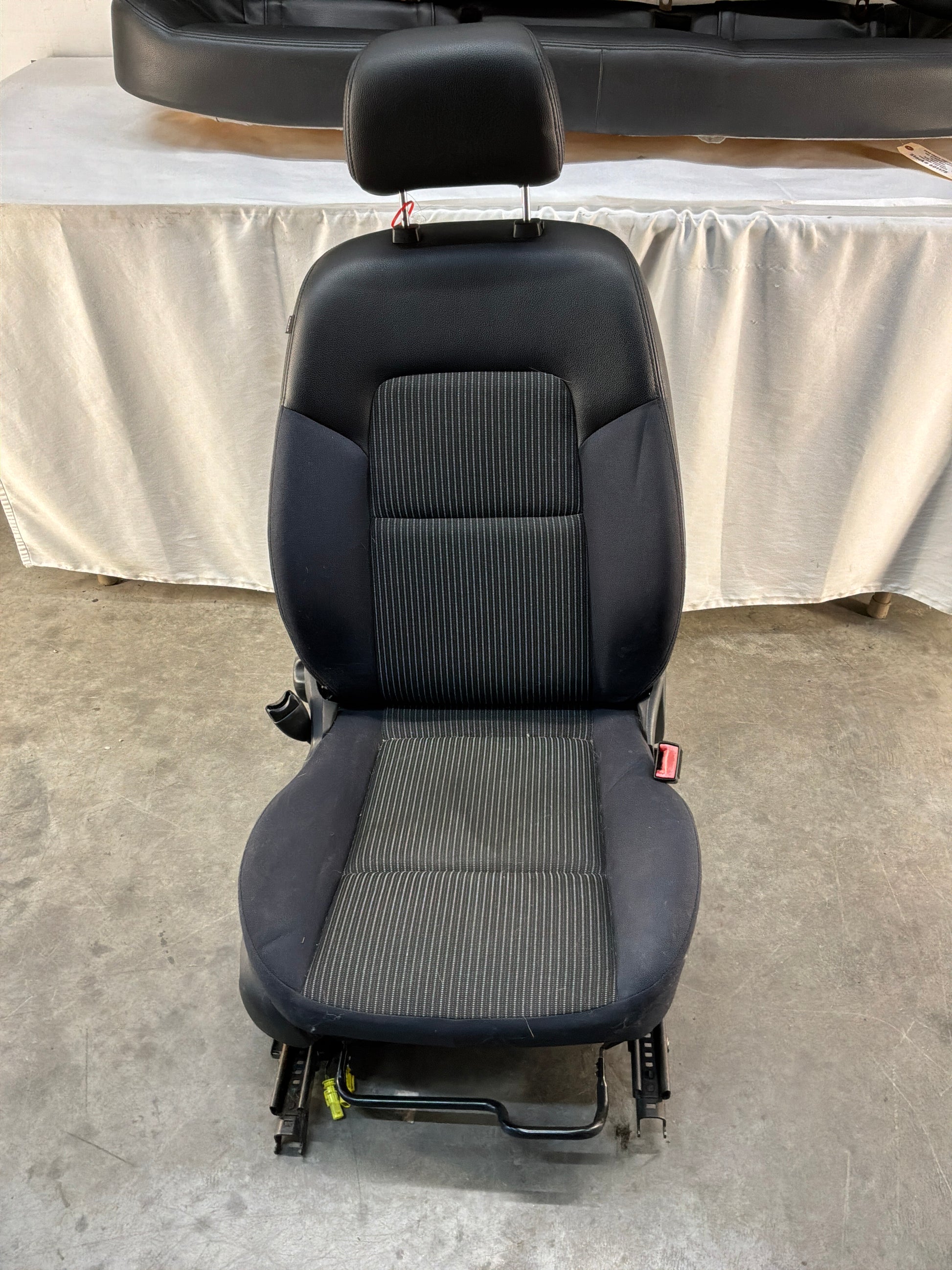 Seats - Day's Parts Yard