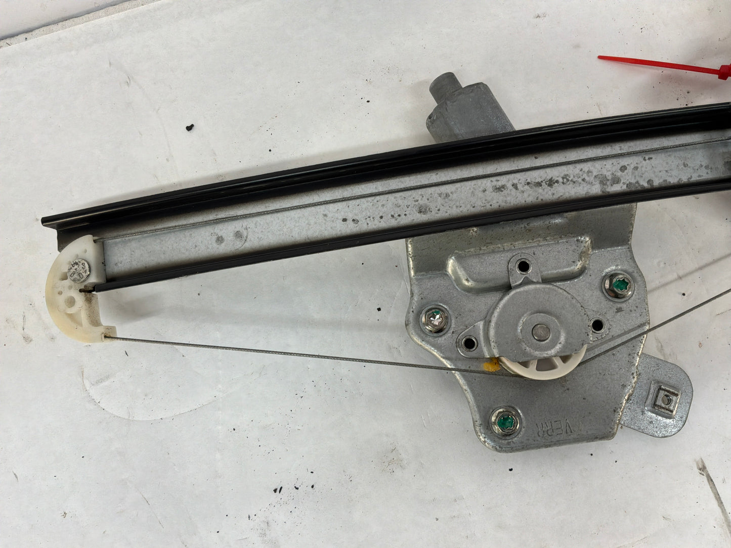 2016 Chevy Caprice PPV RH Passenger Rear Window Regulator Motor OEM