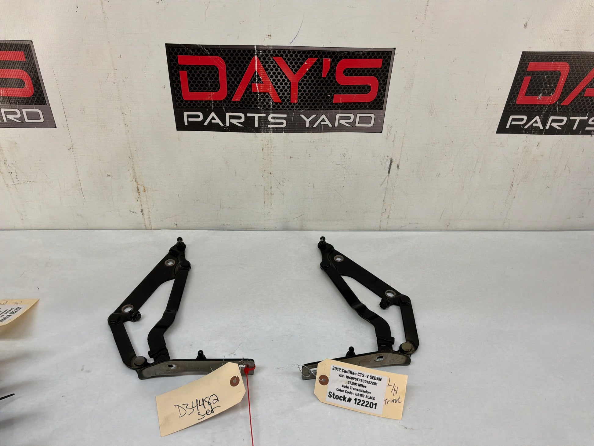 Trunk hinges - Day's Parts Yard