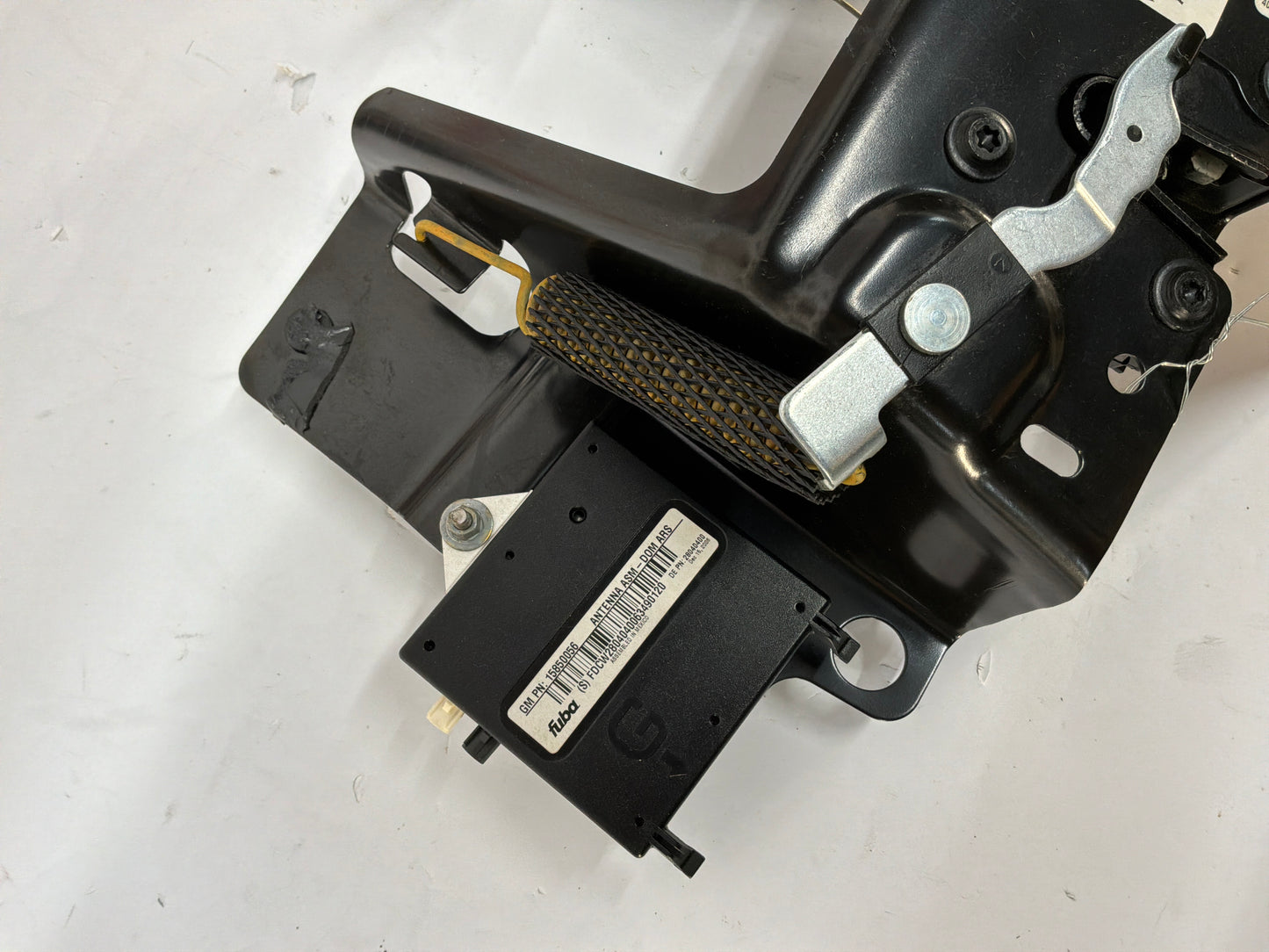 2007 Chevy C6 Corvette Convertible Rear Latch And Striker Assembly OEM