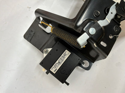 2007 Chevy C6 Corvette Convertible Rear Latch And Striker Assembly OEM