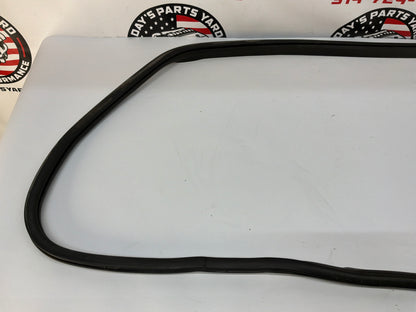 2006 Cadillac CTS-V LH Driver Front Door Weather Strip Rubber Seal OEM