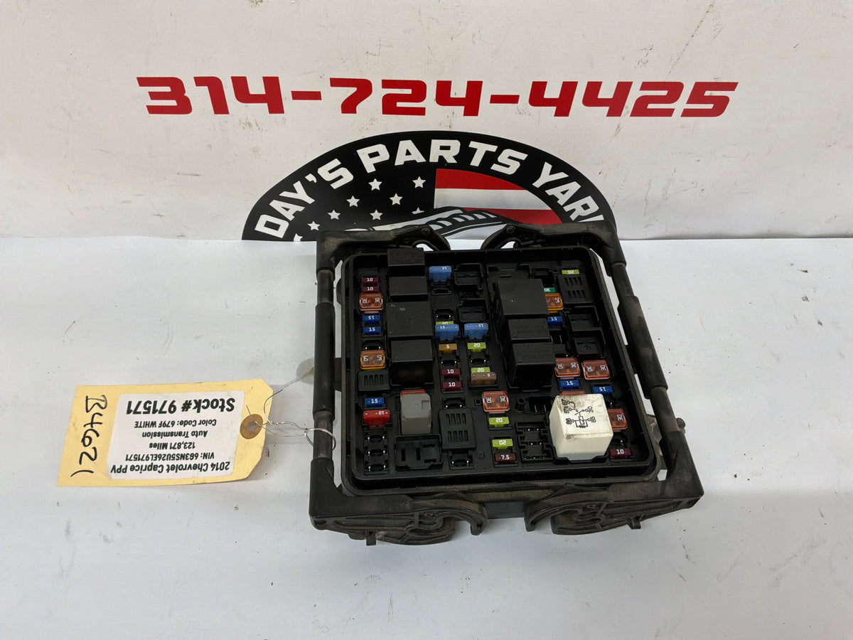 2014 Chevy Caprice PPV Engine Motor Bay Relay Fuse Box Junction Module OEM