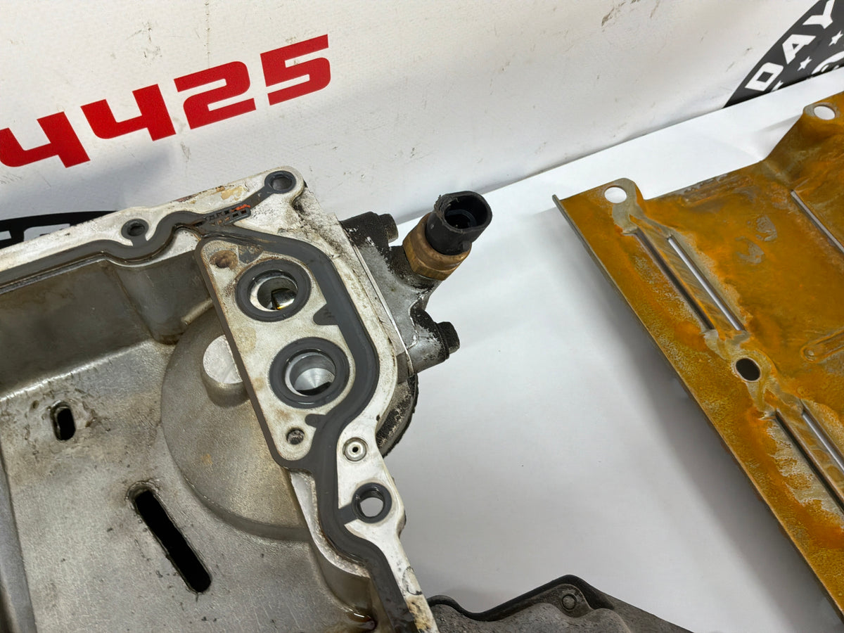 2002 Chevy C5 Corvette Convertible Aluminum Batwing Oil Pan w/ Windage Tray & Pick Up Tube OEM