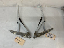 Trunk hinges - Day's Parts Yard