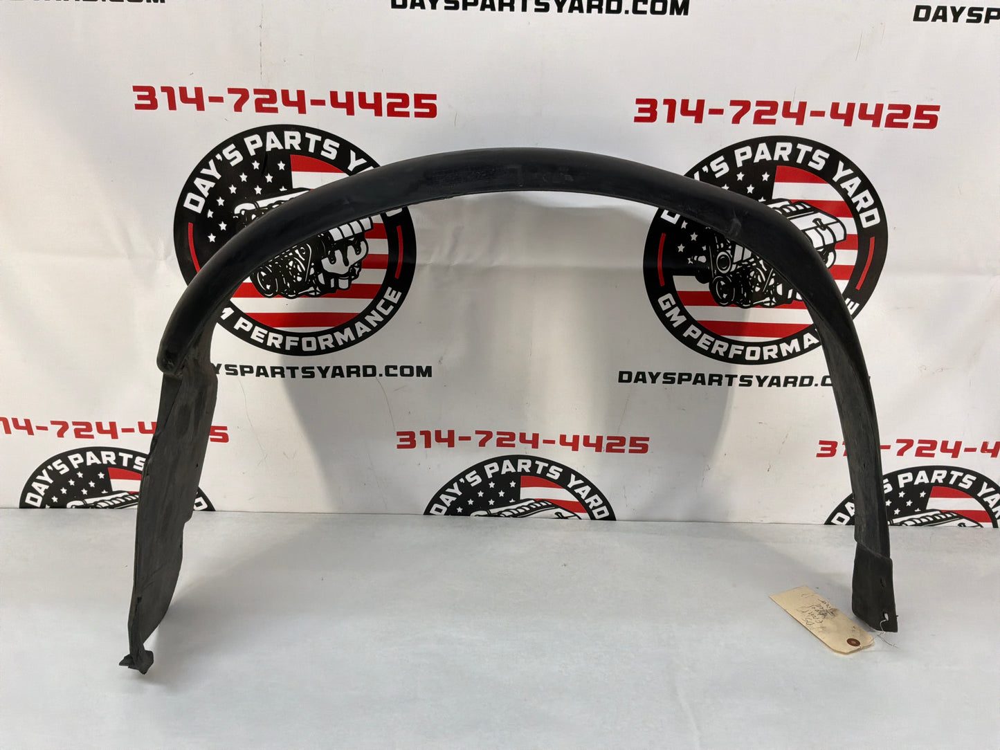 2005 Pontiac GTO LH Driver Front Fender Wheel House Well Liner OEM