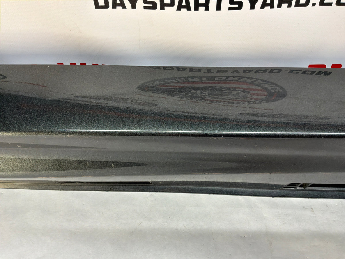 2017 Chevy SS Sedan RH Passenger Rocker Molding Side Skirt Panel Trim Gray OEM