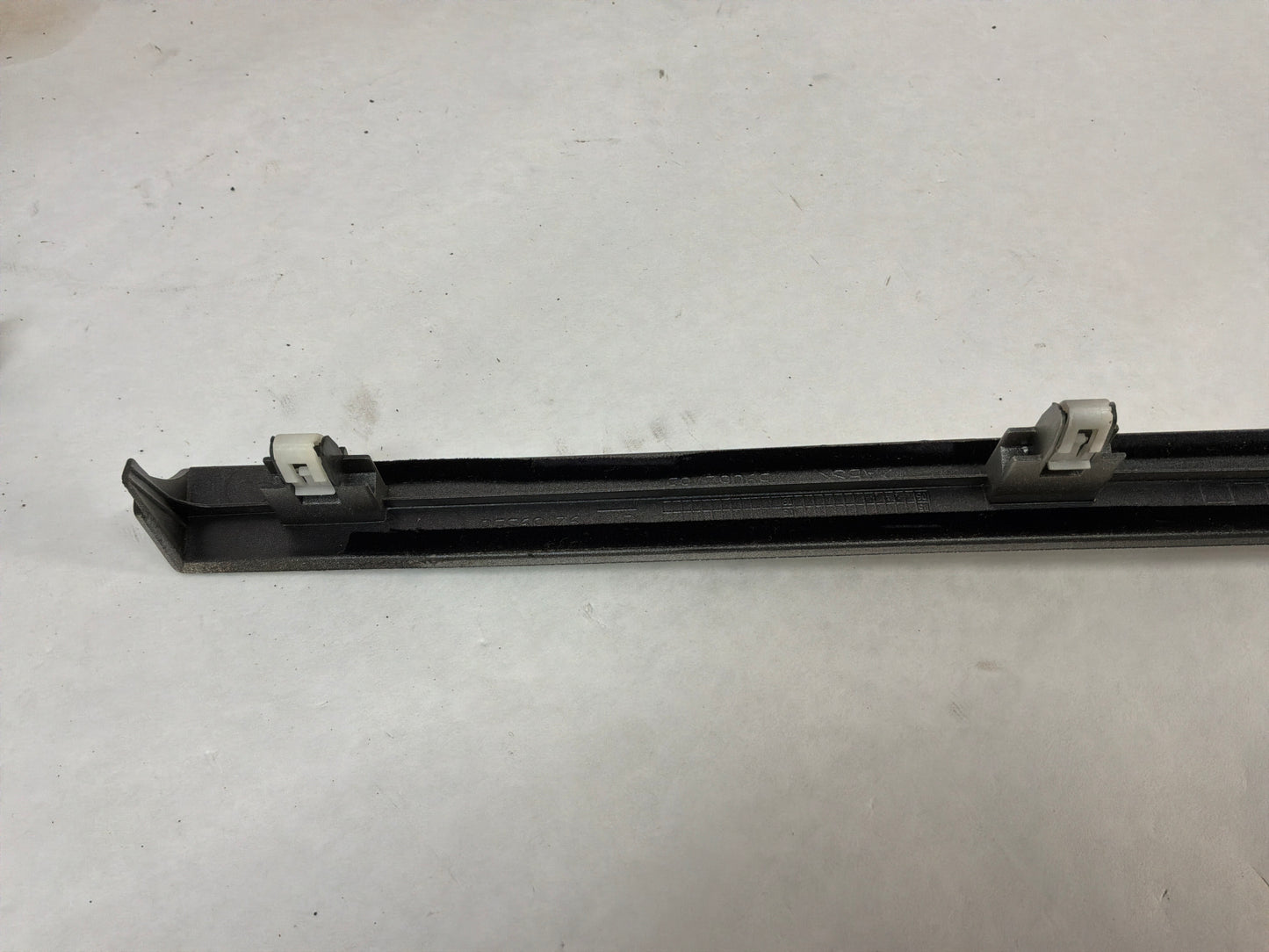 2008 Pontiac G8 Base LH & RH Silver Dash Trim Accent Applique Panel OEM
