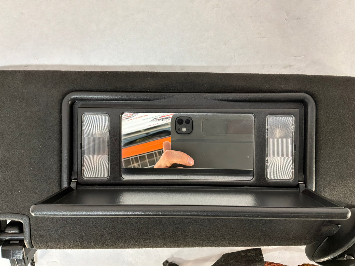 2016 Cadillac CTS-V Sedan RH & LH Sunvisor Sun Visor Shade Set w/ Clips OEM
