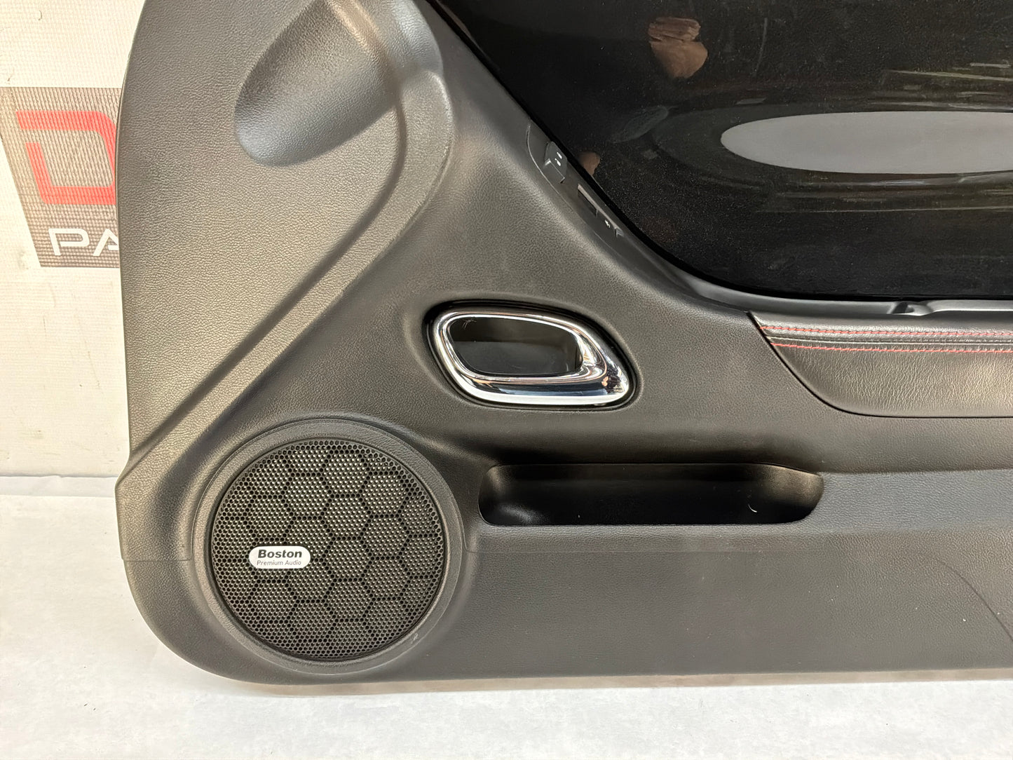 2014 Chevy Camaro ZL1 RH Passenger Carbon Flash Front Interior Door Panel Trim OEM