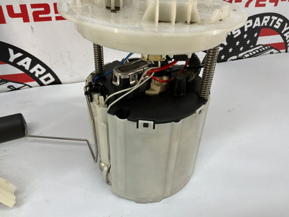 2015 Chevrolet Camaro SS 1LE Fuel Gas Pump Level Transfer Sending Unit Assembly OEM