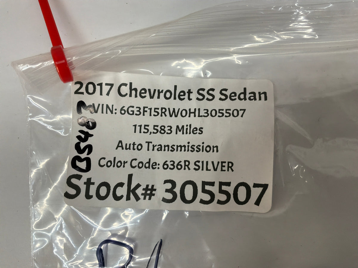 2017 Chevy SS Sedan RH Passenger Front & Rear Exterior Door Handles Silver OEM