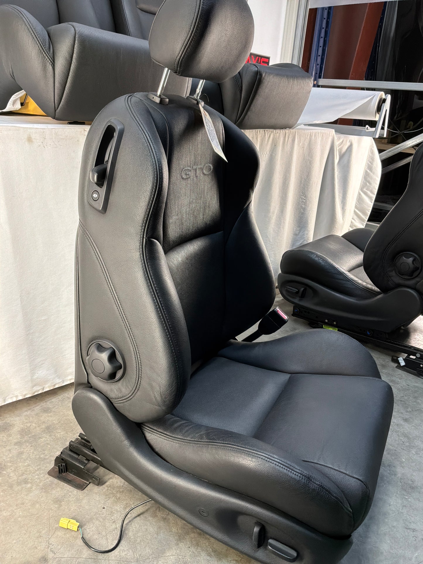 2004 Pontiac GTO Seats Fronts and Rears Black Leather OEM