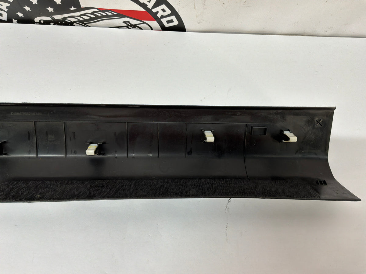 2016 Chevy SS Sedan RH Passenger Front Interior Carpet Retainer Sill Moldings Trim OEM