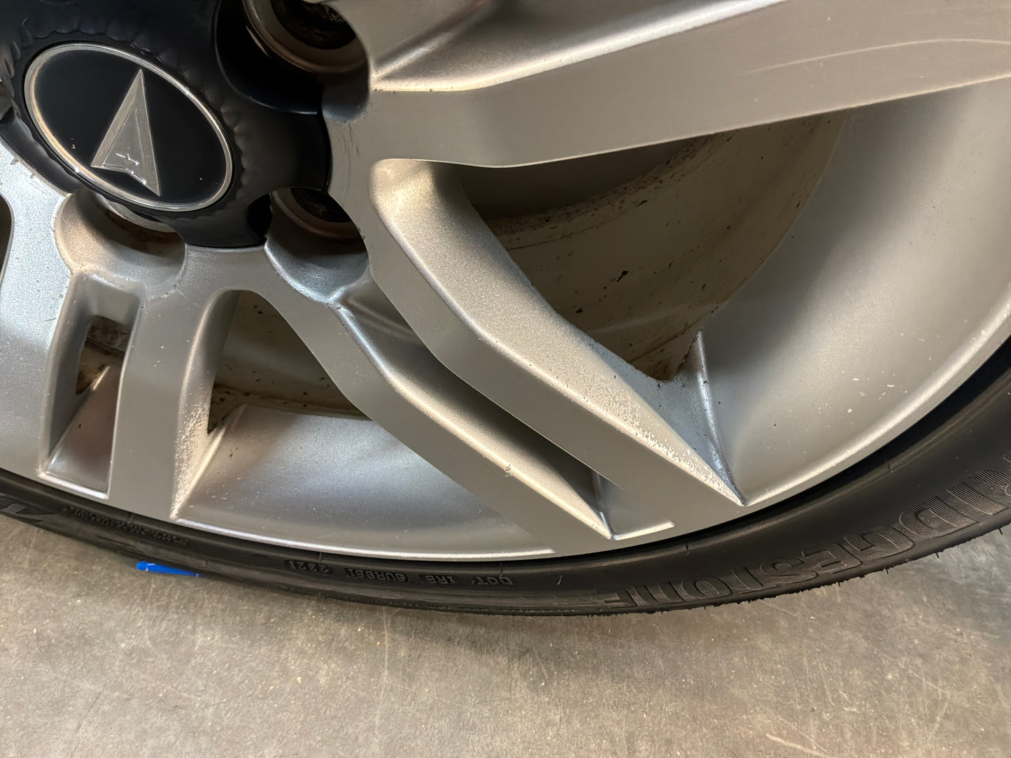 Wheels and tire - Day's Parts Yard