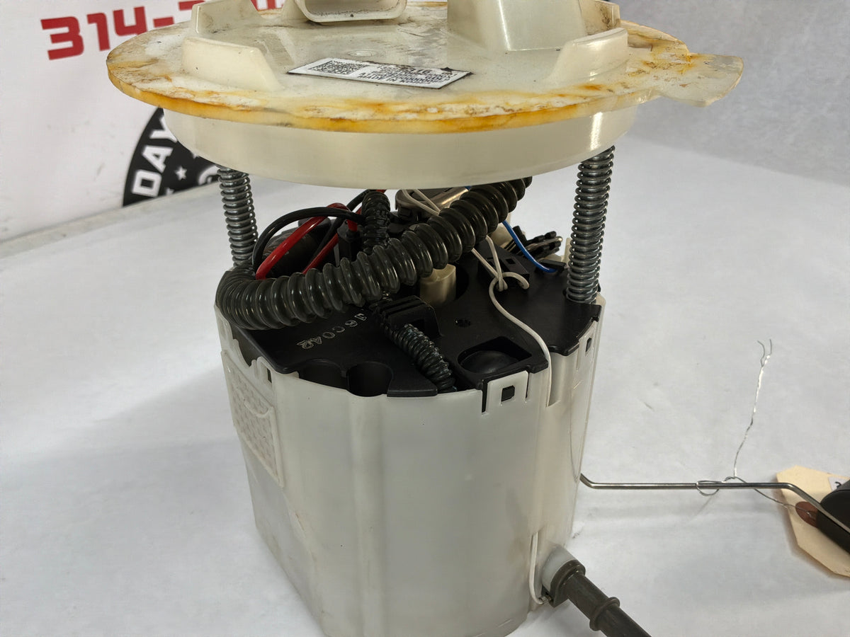2016 Chevy Caprice PPV Fuel Pump & Lever Sending Unit Assembly OEM