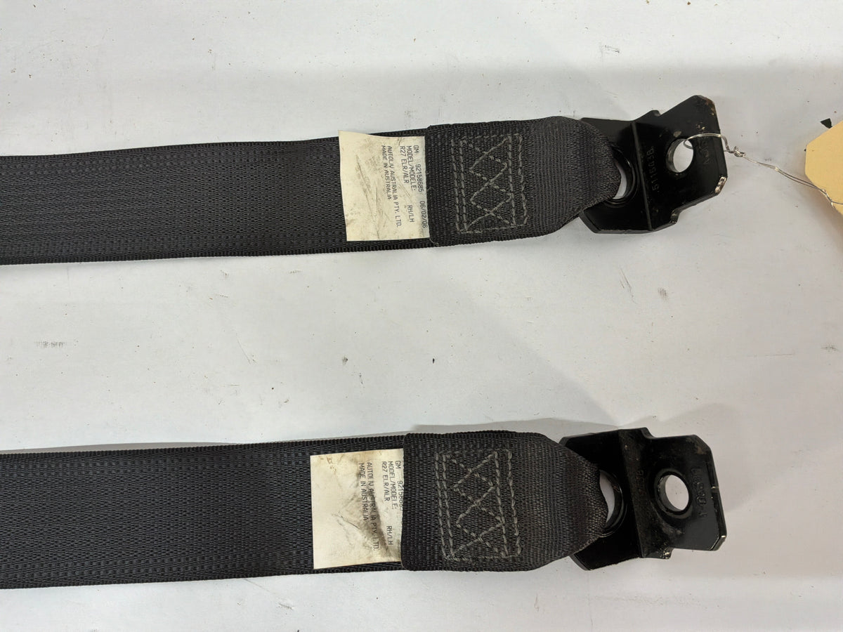 2006 Pontiac GTO Rear RH & LH Seat Belt Seatbelt Retractor OEM