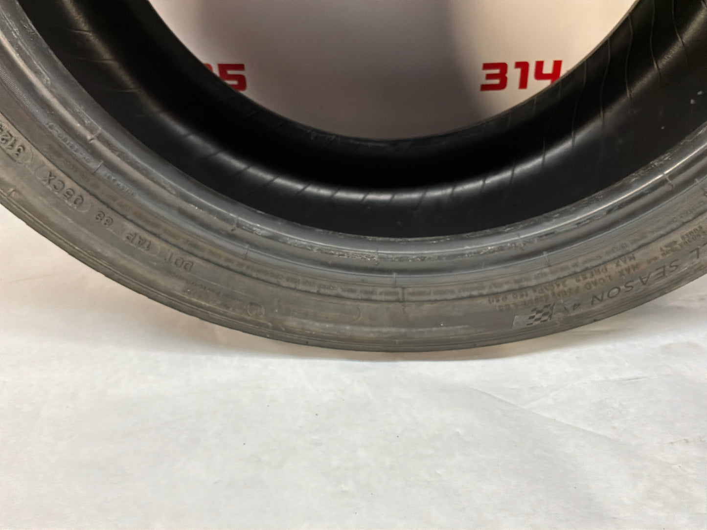 245/40/18 Michelin Pilot Sport All Season 4 Tires