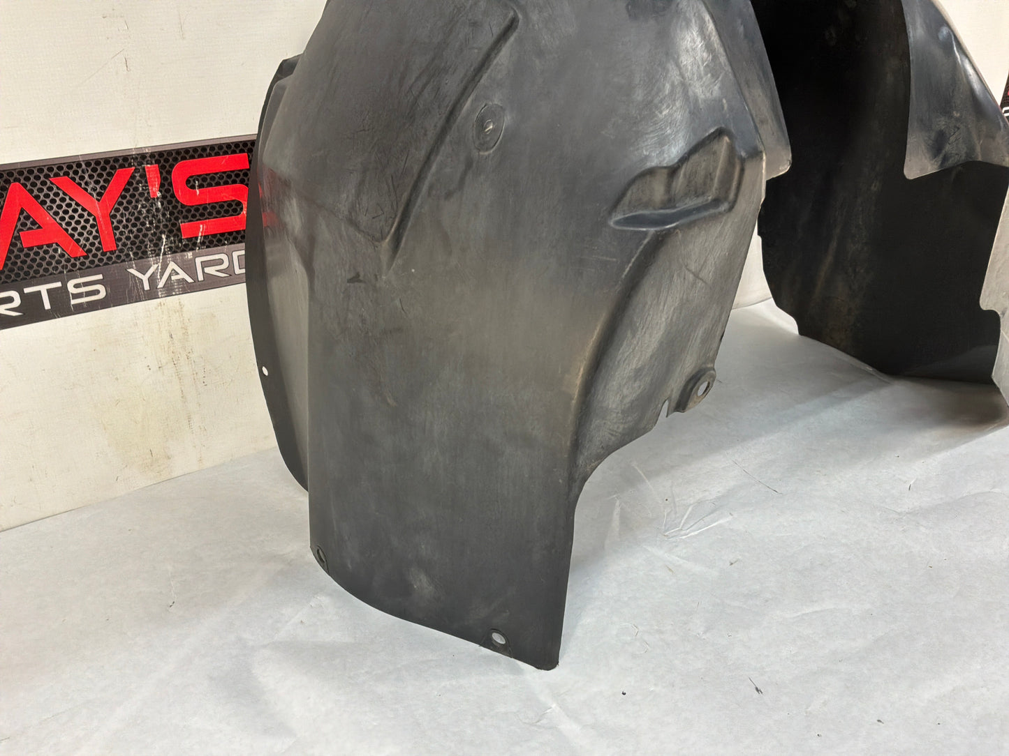 2008 Pontiac G8 GT RH Passenger Front Fender Wheel Well Liner House OEM