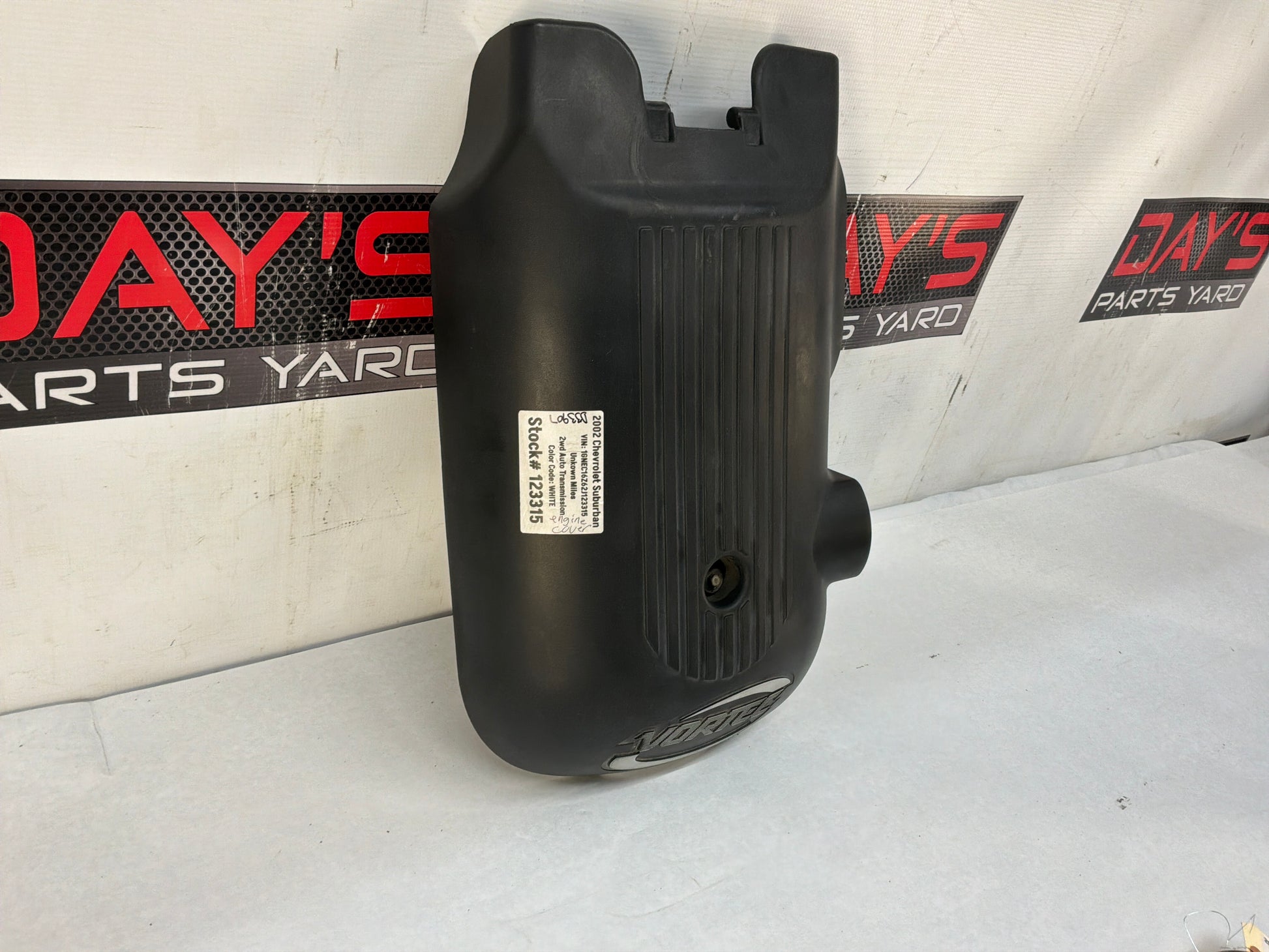 Engine cover - Day's Parts Yard