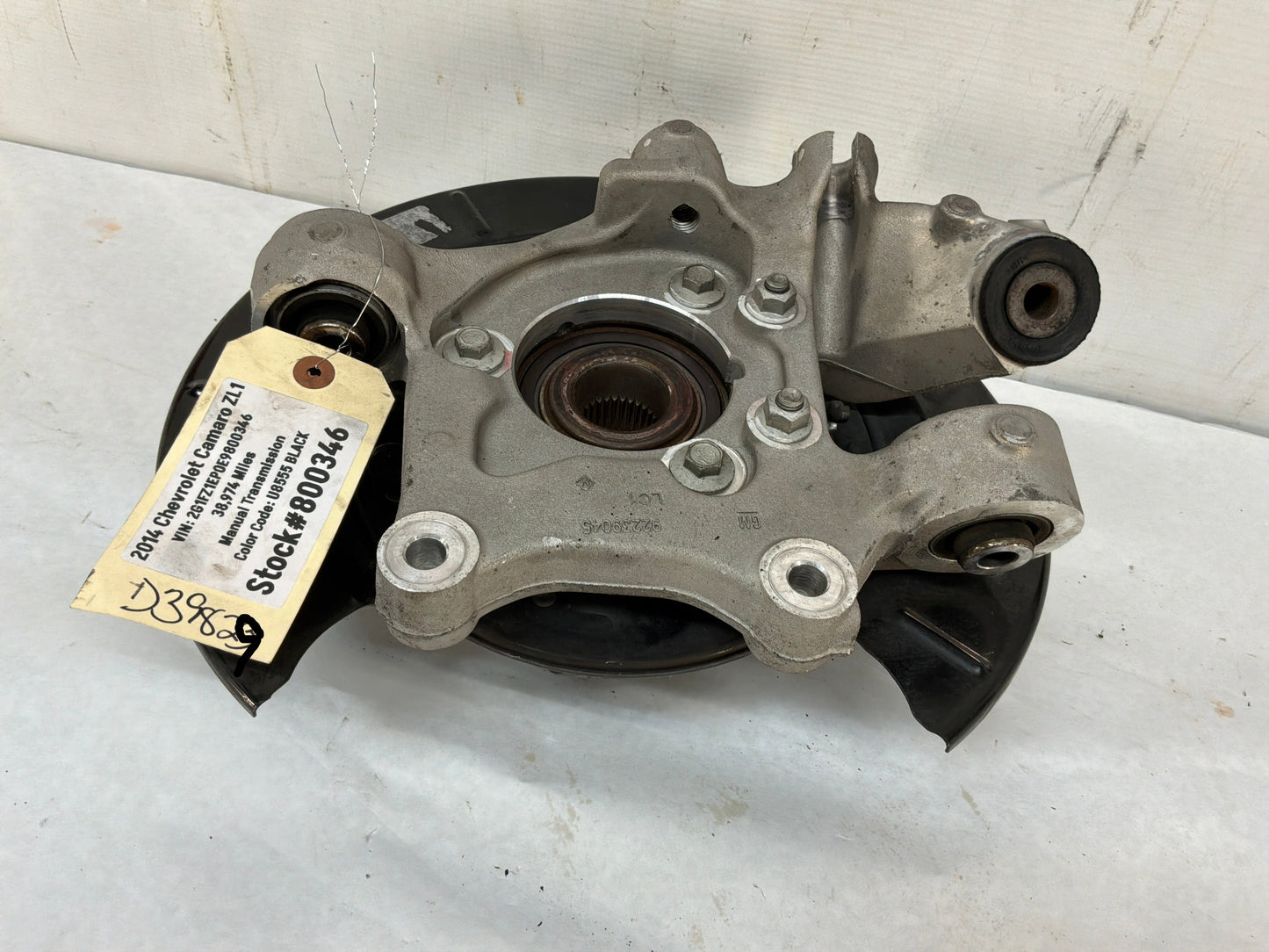 2014 Chevy Camaro LH Driver Rear Suspension Spindle Knuckle Hub Wheel Bearing OEM